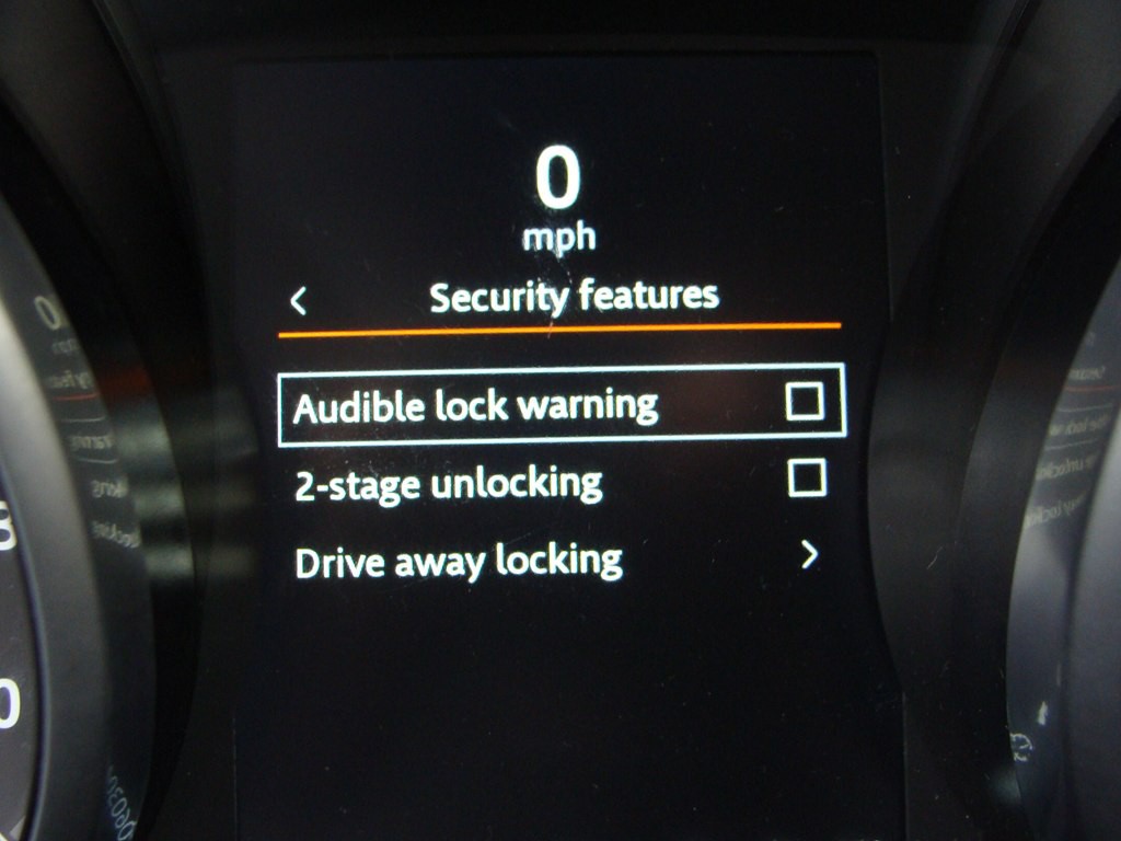 2018 Land Rover Discovery Sport Image 22