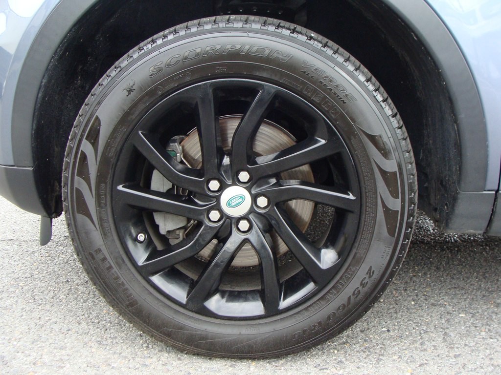 2018 Land Rover Discovery Sport Image 34
