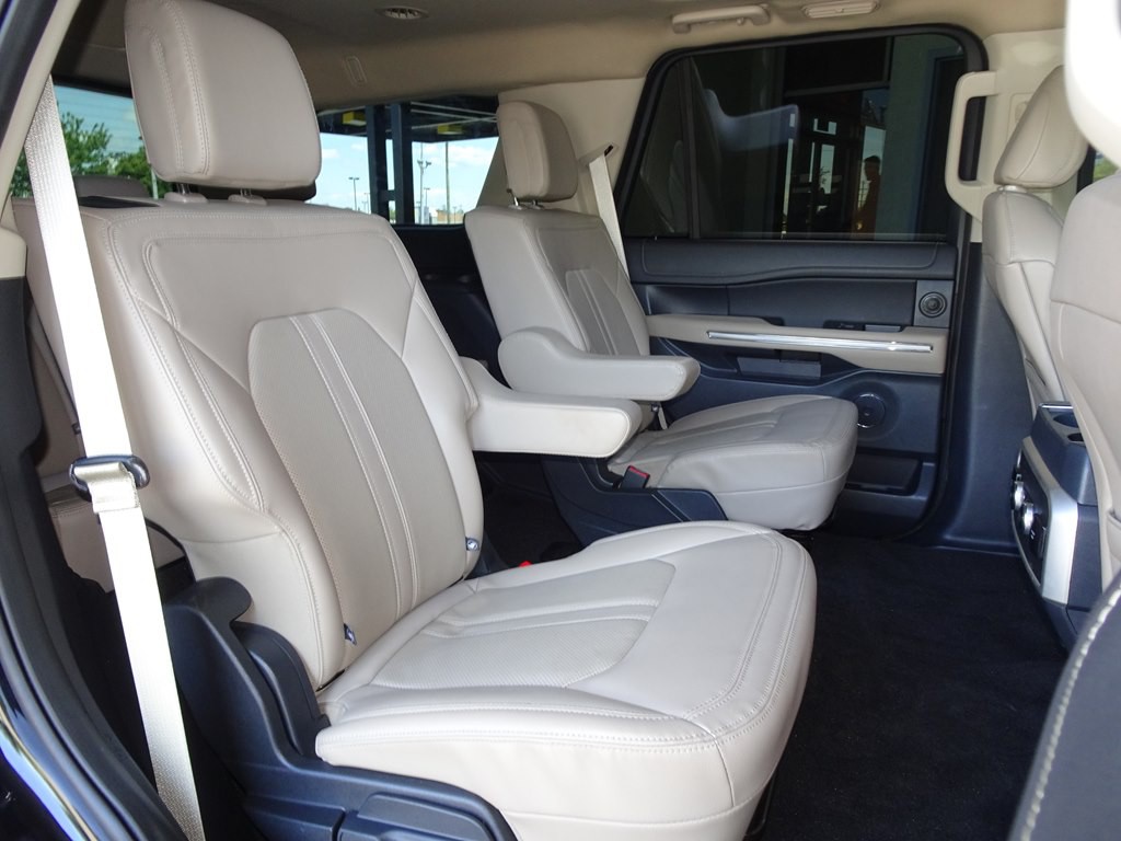 2023 Ford Expedition Image 8