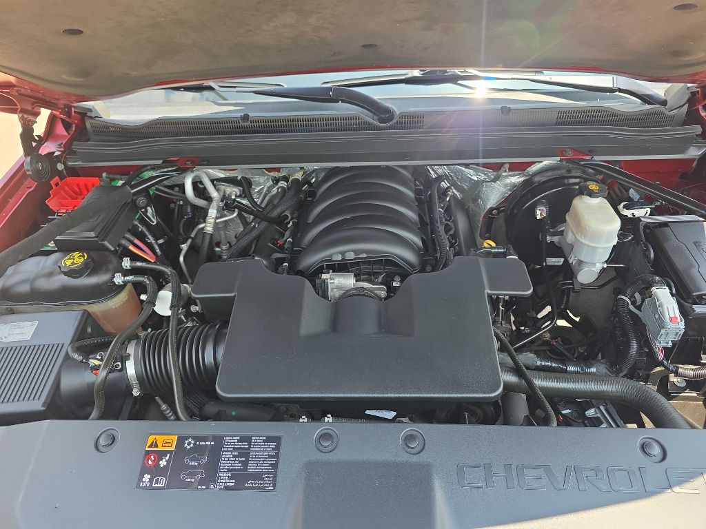 2015 Chevrolet Suburban Image 18