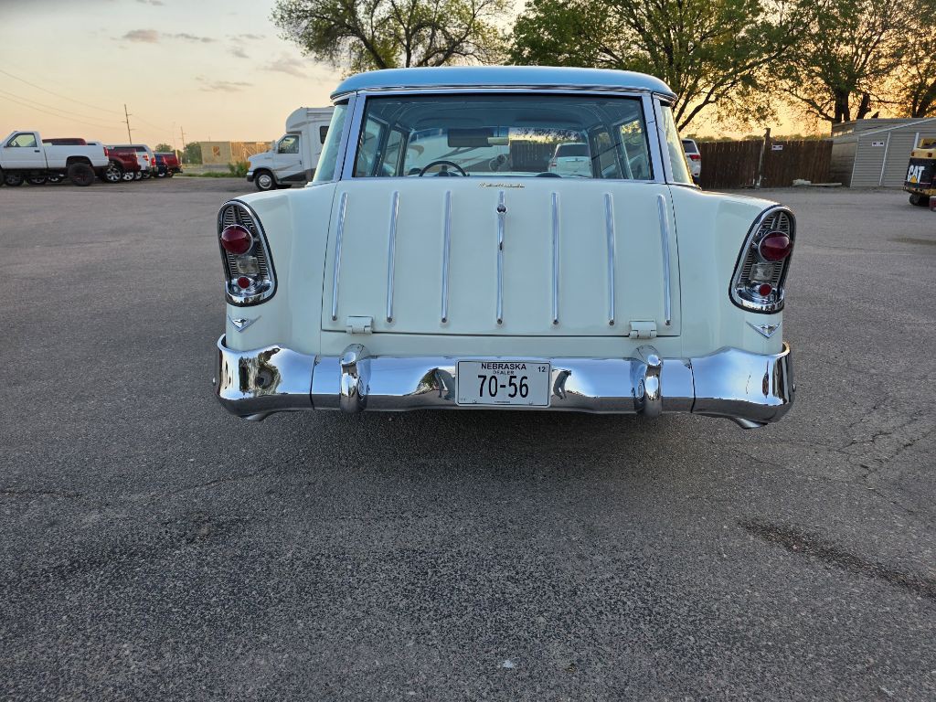 1956 Chevrolet Nomad Image 10