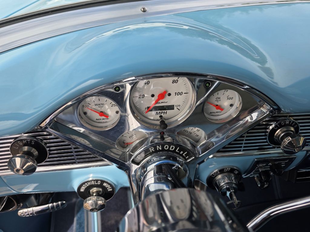 1956 Chevrolet Nomad Image 17