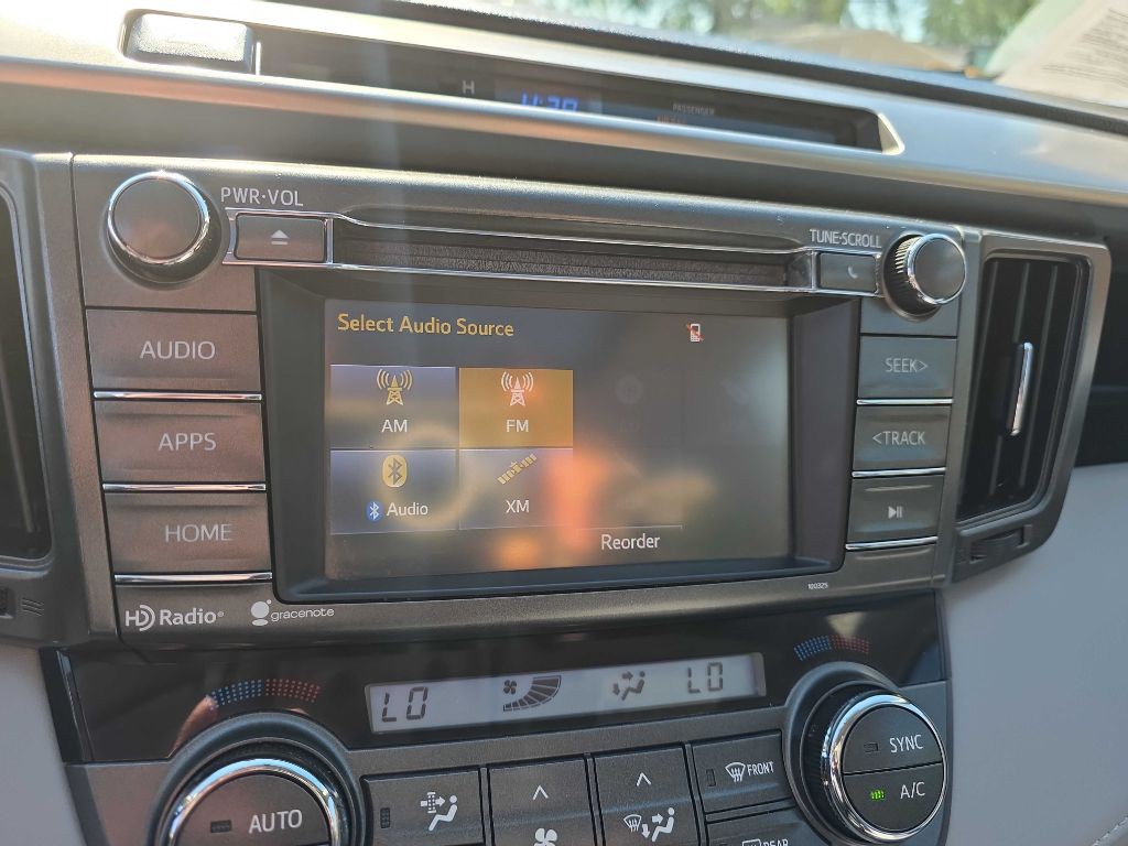 2014 Toyota Rav4 Image 14