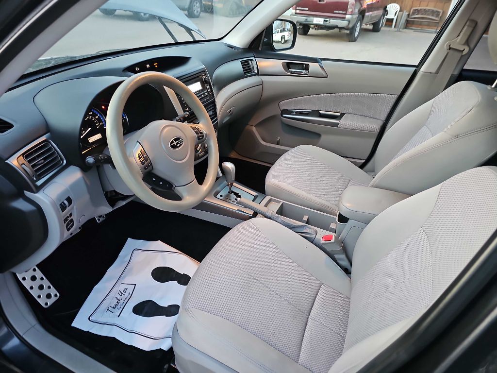 2013 Subaru Forester Image 15