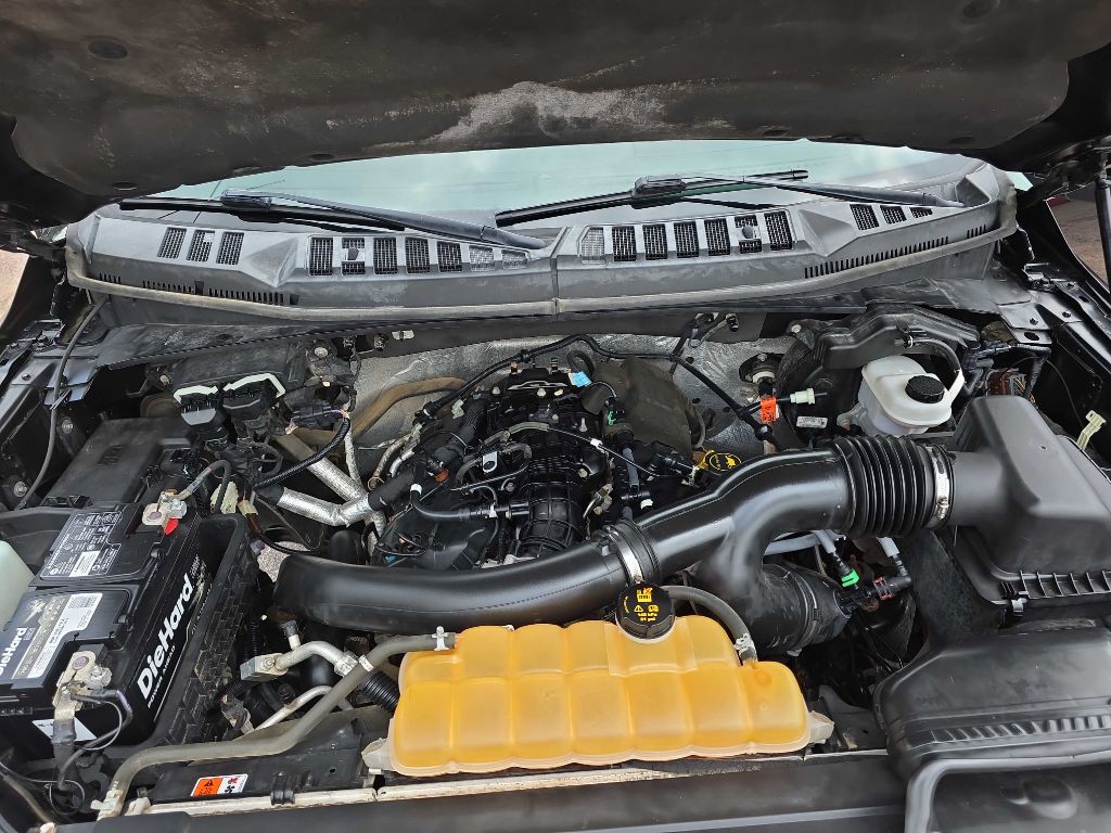 2015 Ford F-150 Image 25