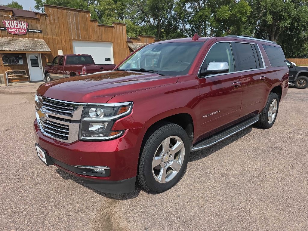 2016 Chevrolet Suburban Image 1