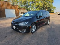 Image for 2017 Chrysler Pacifica Touring L ID: 6823982