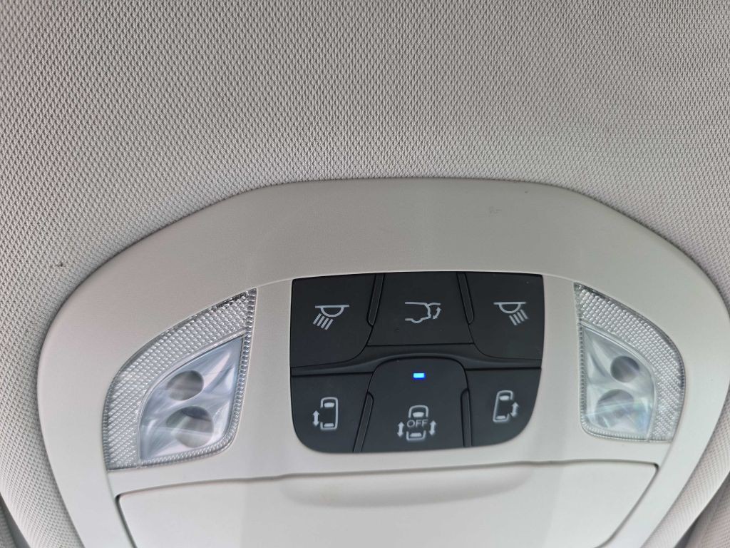 2017 Chrysler Pacifica Image 17