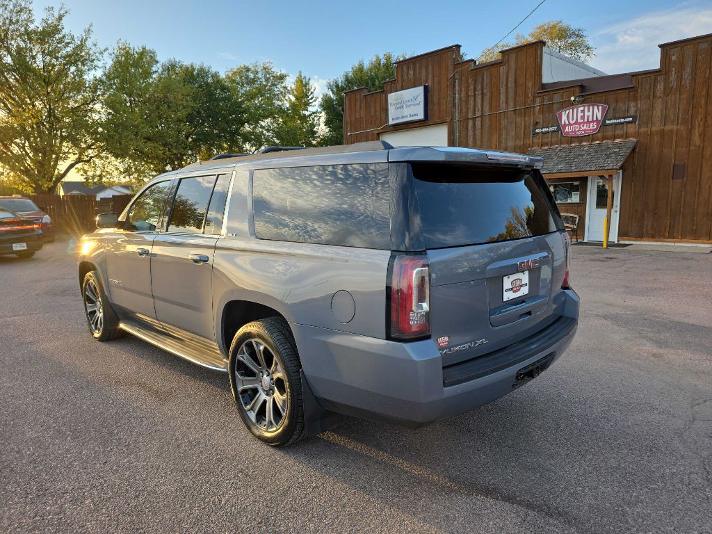 2015 GMC Yukon Image 3