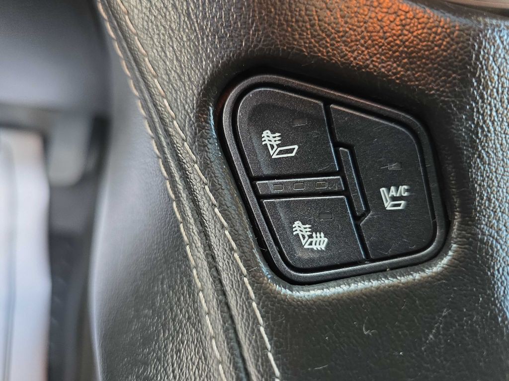 2015 GMC Yukon Image 18