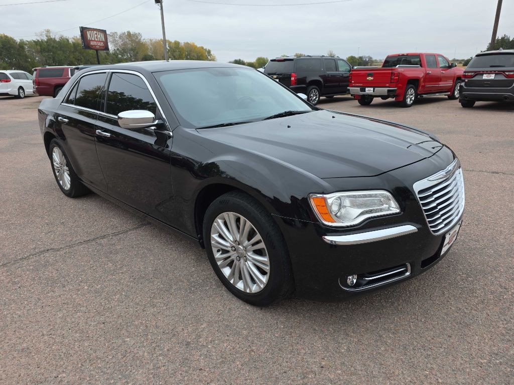 2014 Chrysler 300 Image 6