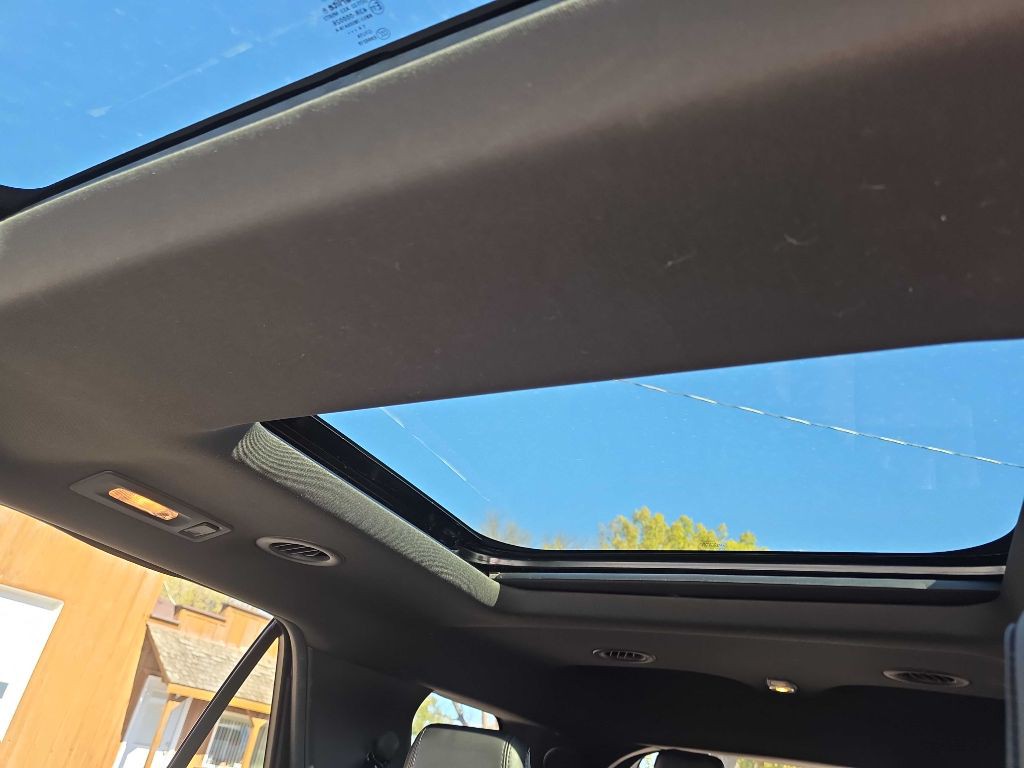 2015 Ford Explorer Image 11