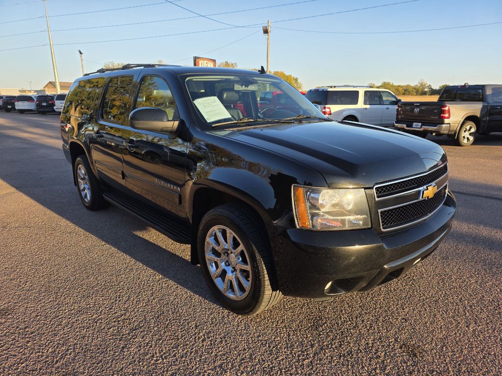 2014 Chevrolet Suburban Image 6