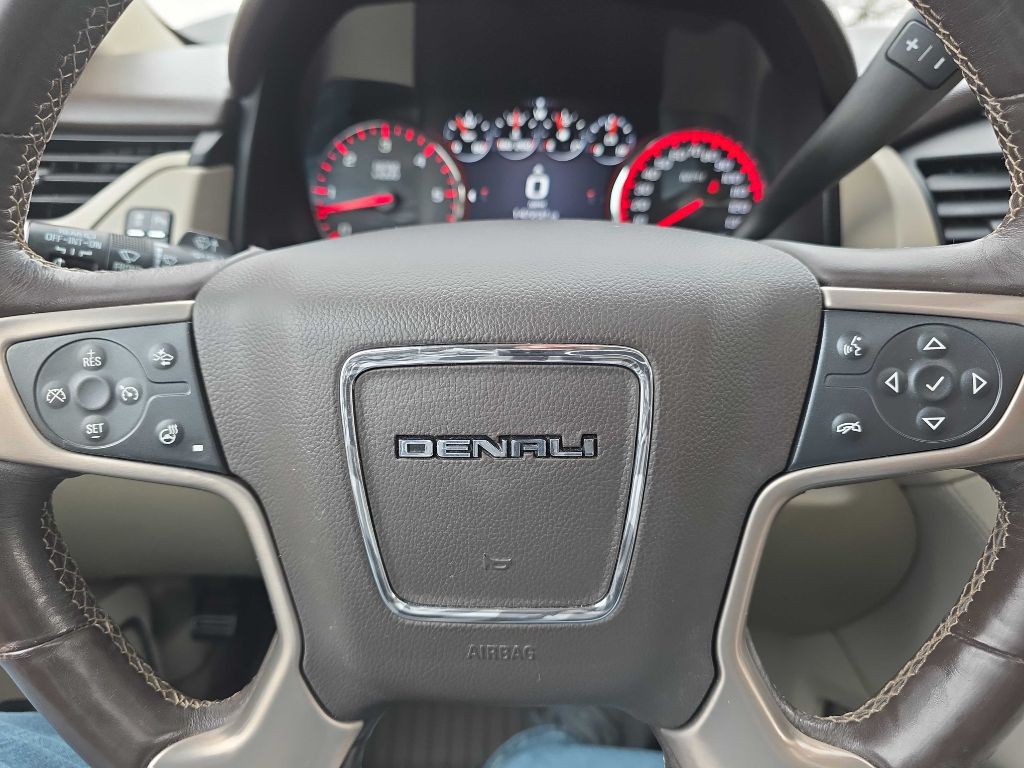 2016 GMC Yukon Image 23