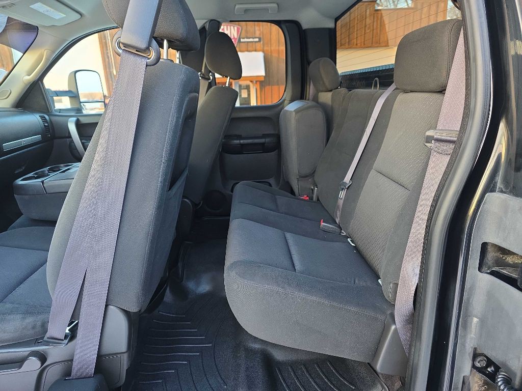 2011 Chevrolet Silverado 1500 Image 11