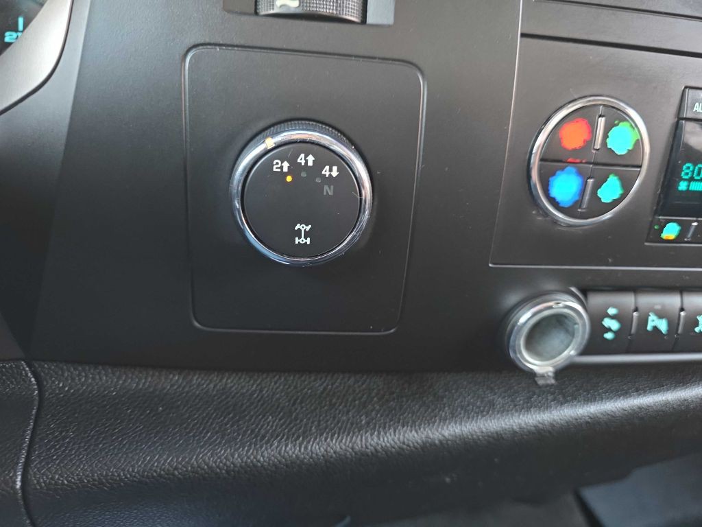 2011 Chevrolet Silverado 1500 Image 16