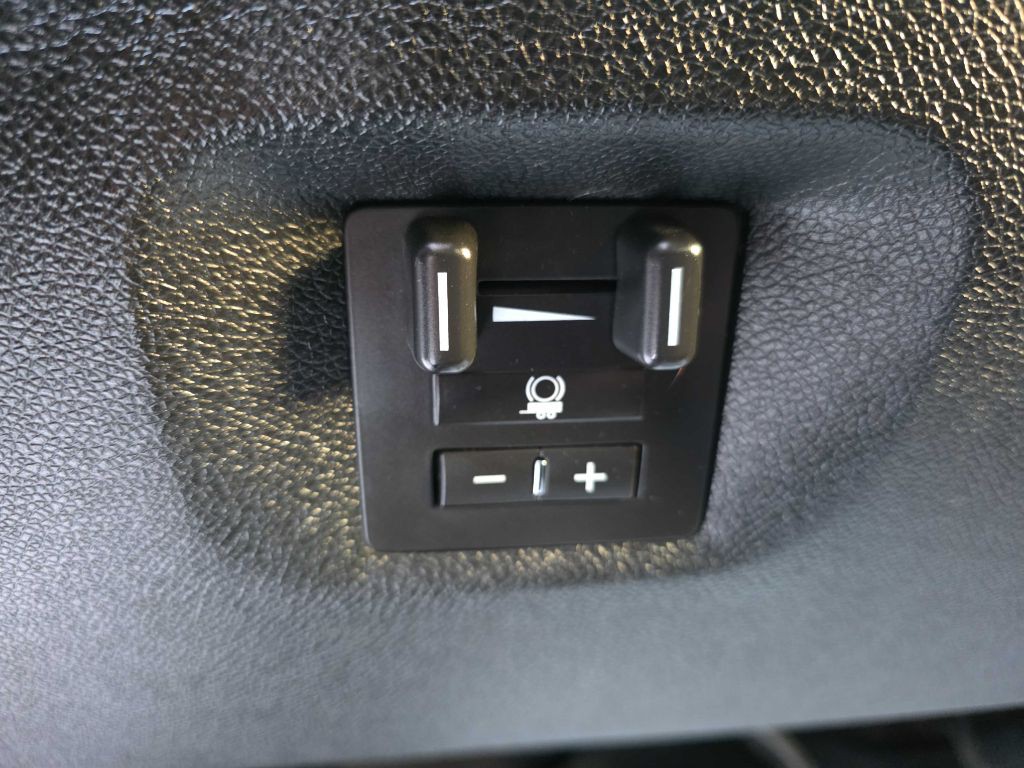 2011 Chevrolet Silverado 1500 Image 19