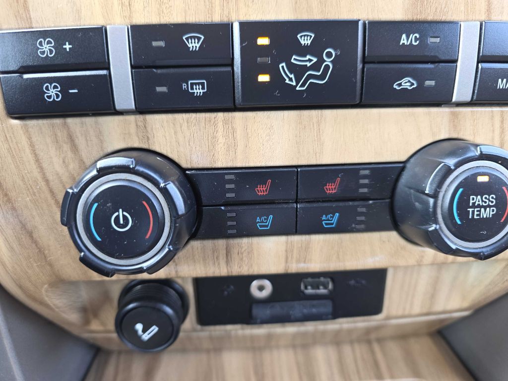 2011 Ford F-150 Image 8