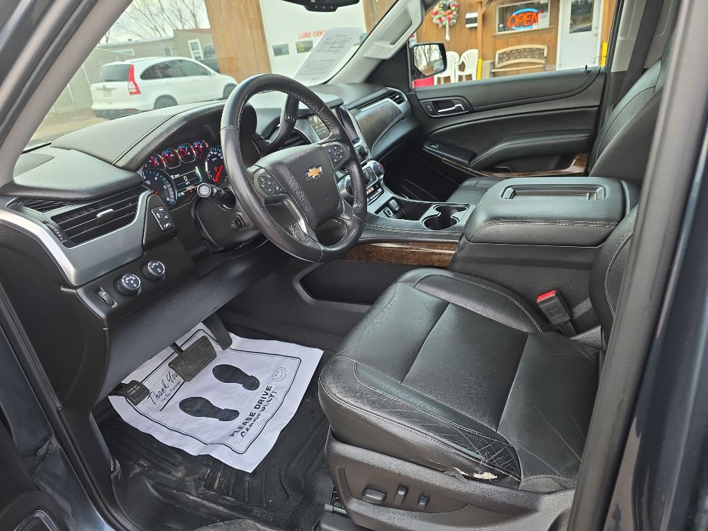 2019 Chevrolet Suburban Image 11