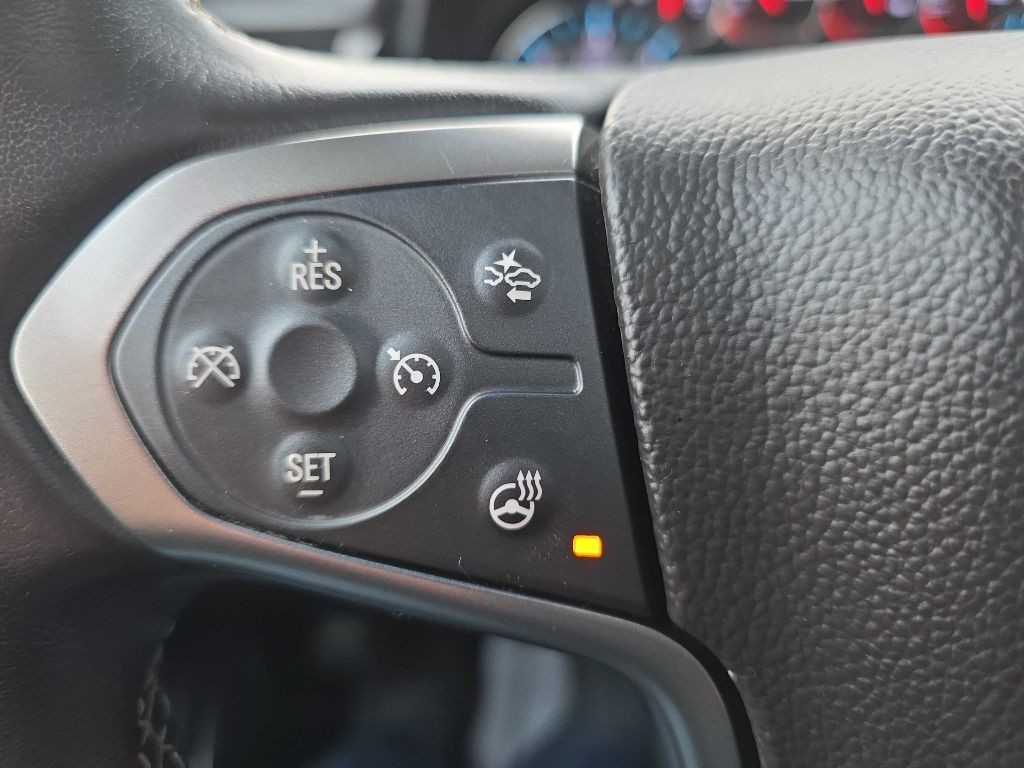 2019 Chevrolet Suburban Image 16