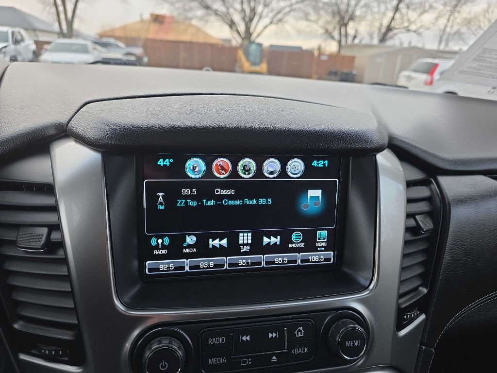 2019 Chevrolet Suburban Image 17