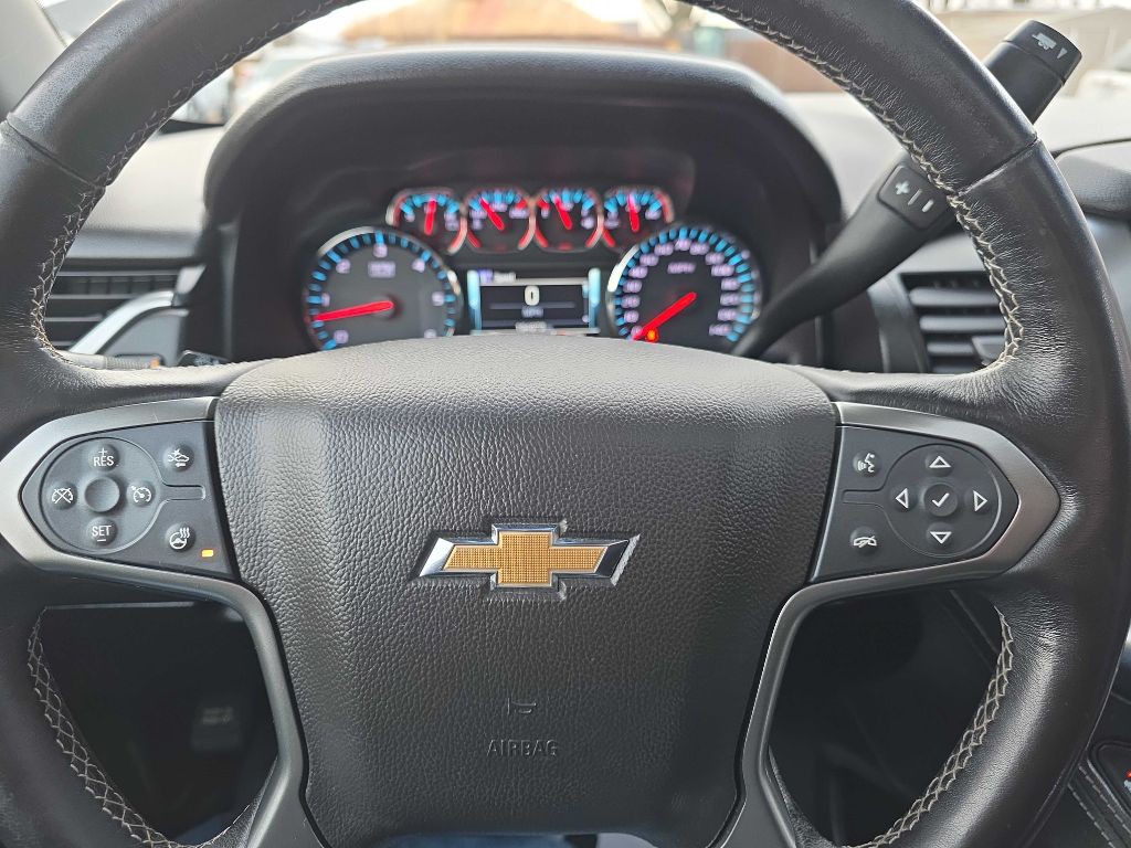 2019 Chevrolet Suburban Image 19