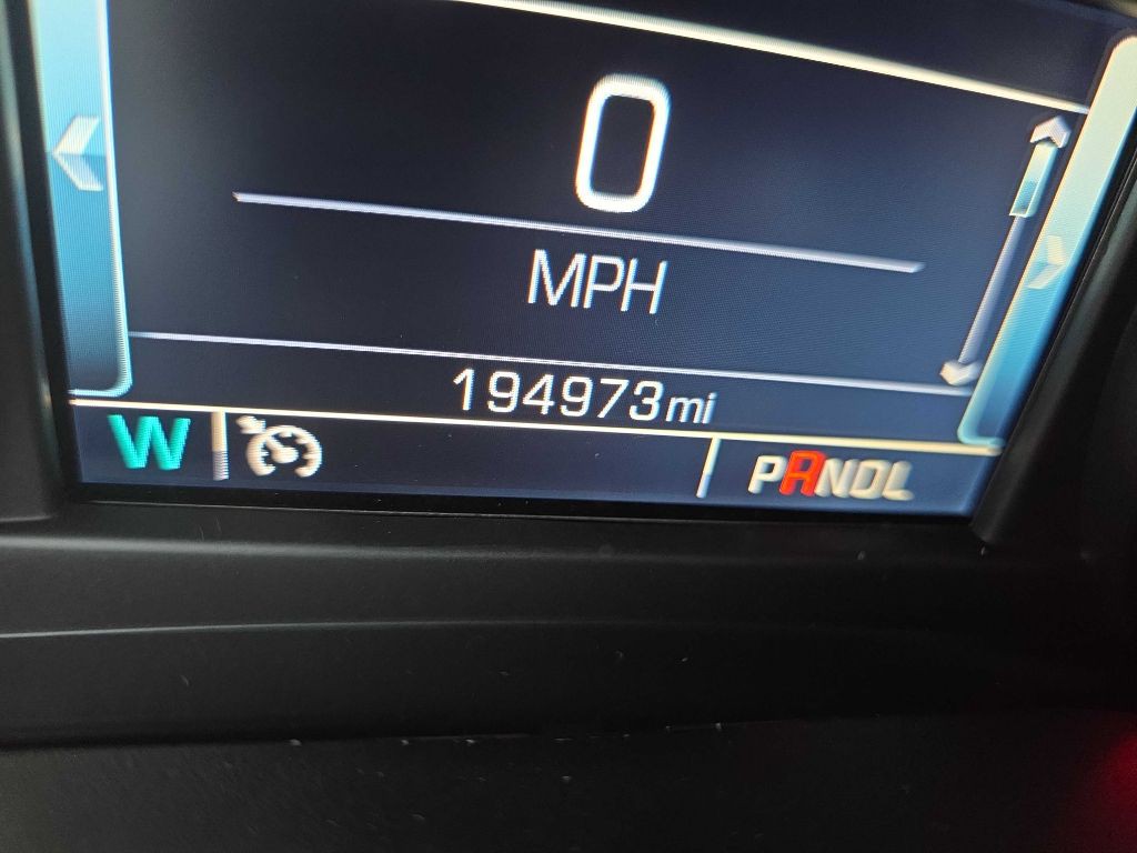 2019 Chevrolet Suburban Image 25