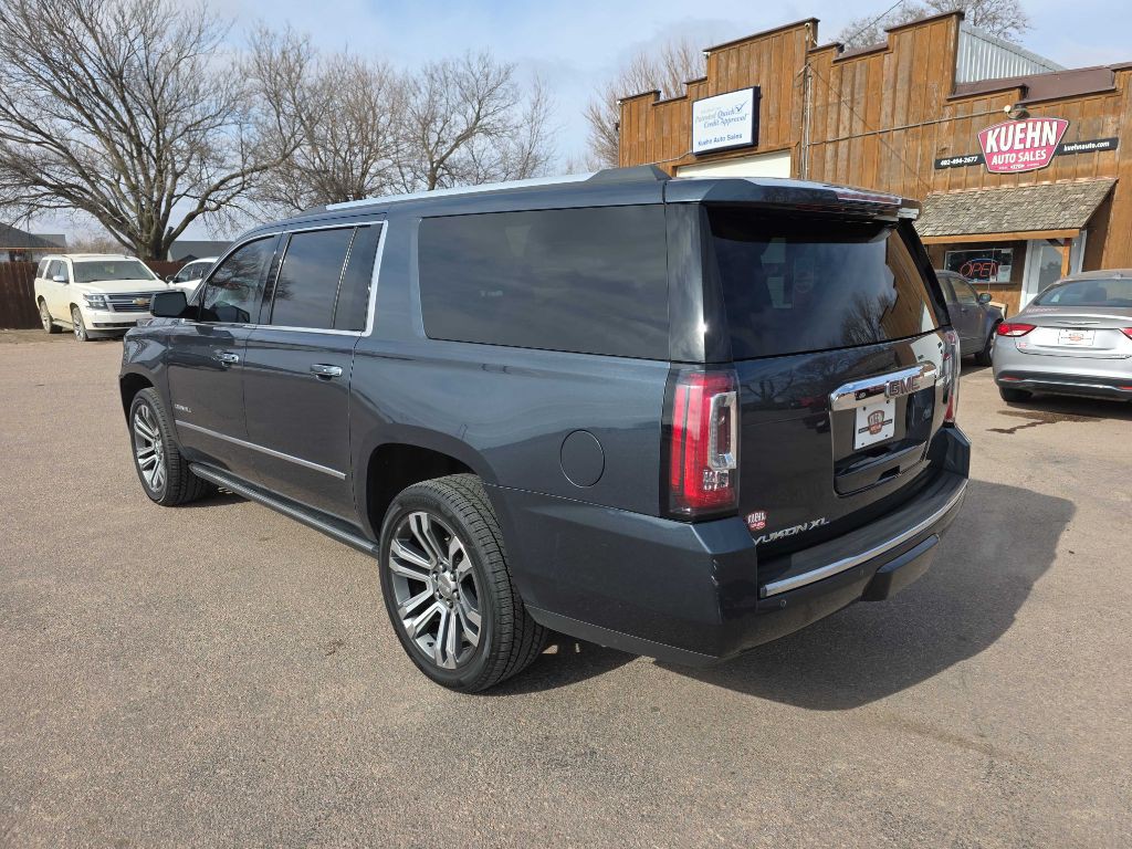 2019 GMC Yukon Image 3