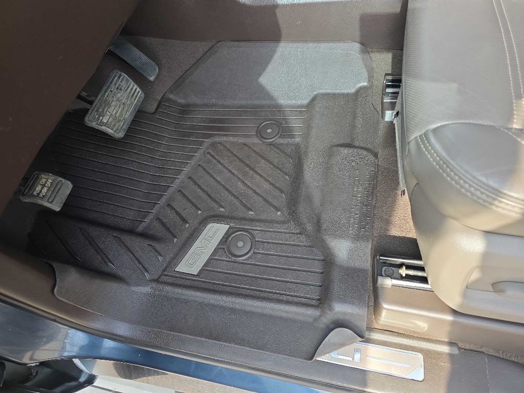 2019 GMC Yukon Image 14