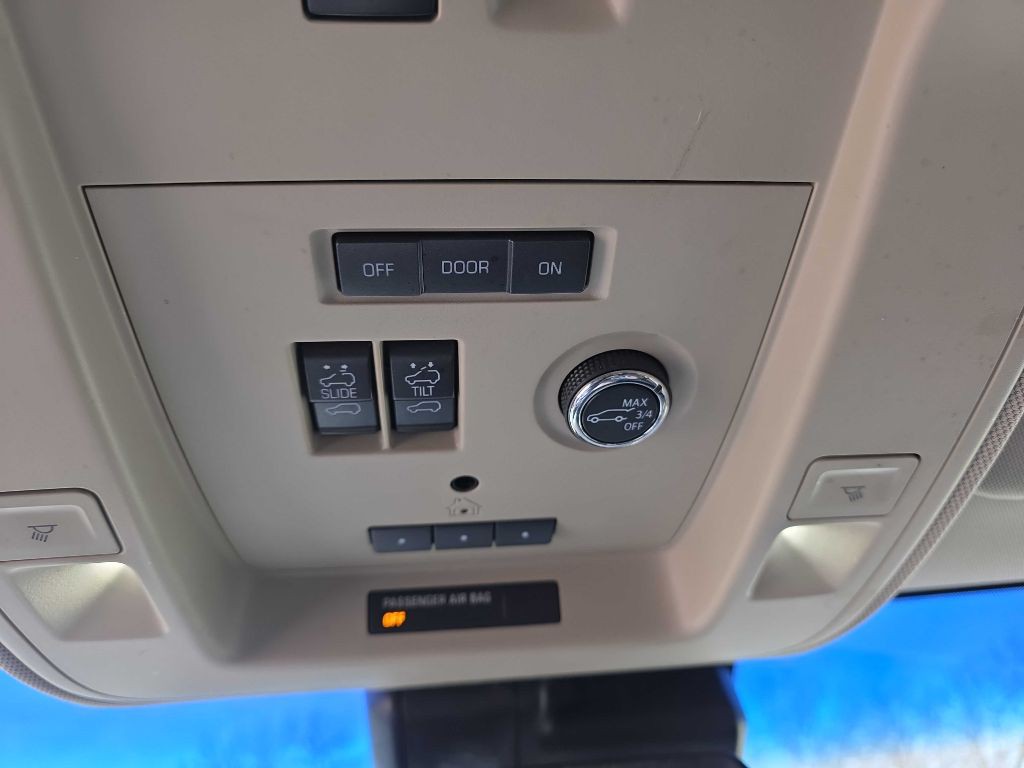 2019 GMC Yukon Image 25