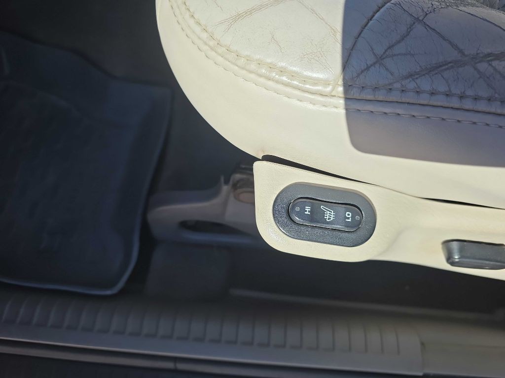 2002 Jeep Liberty Image 9