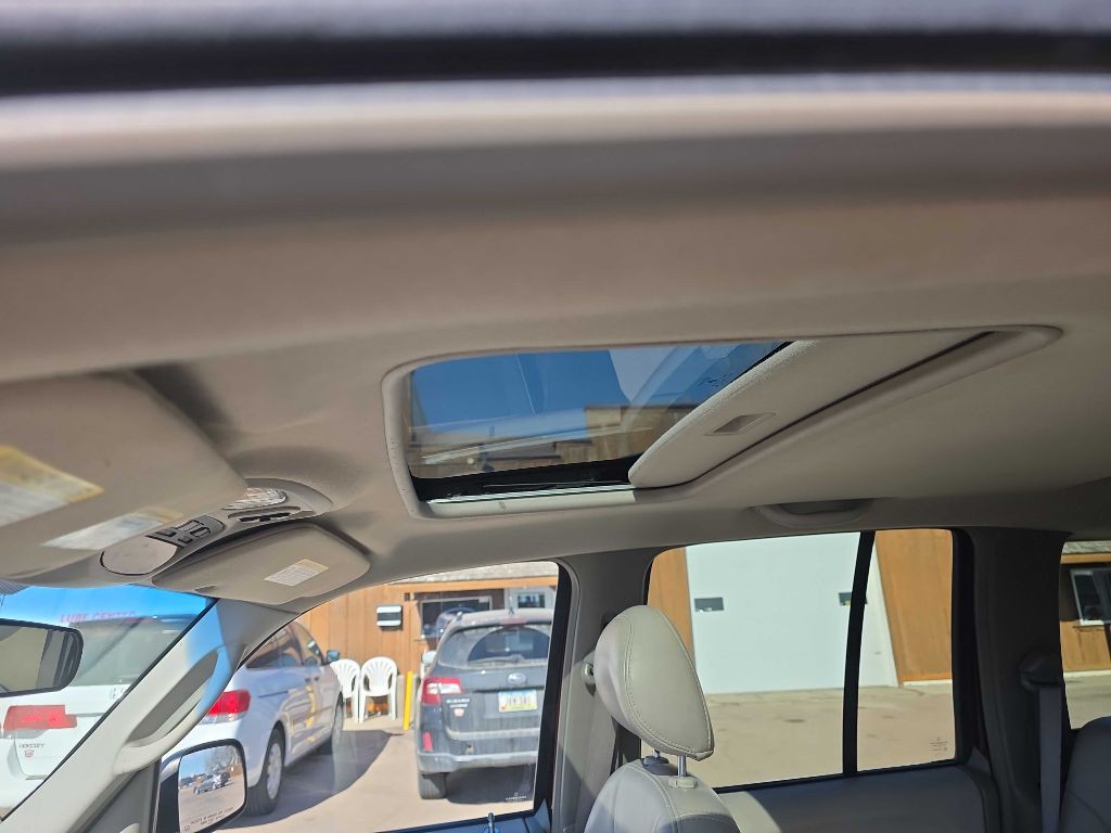 2002 Jeep Liberty Image 10