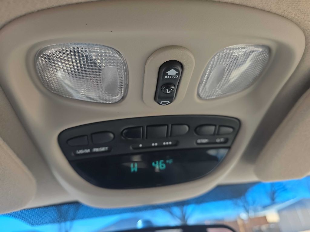 2002 Jeep Liberty Image 15