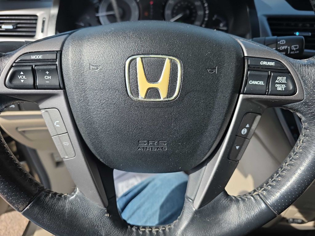 2012 Honda Odyssey Image 13