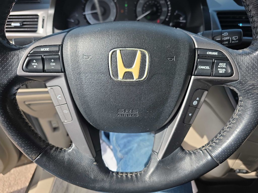 2012 Honda Odyssey Image 19