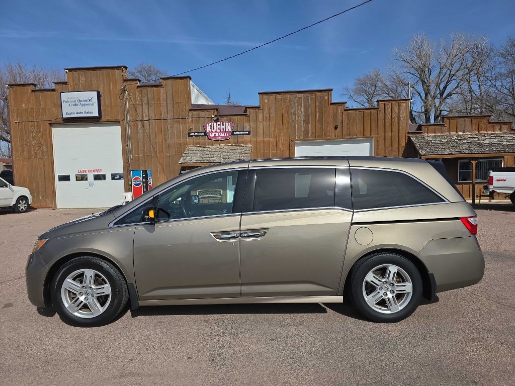 2012 Honda Odyssey Image 2