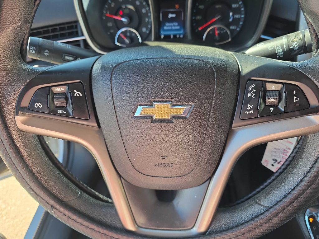 2016 Chevrolet Malibu Image 9