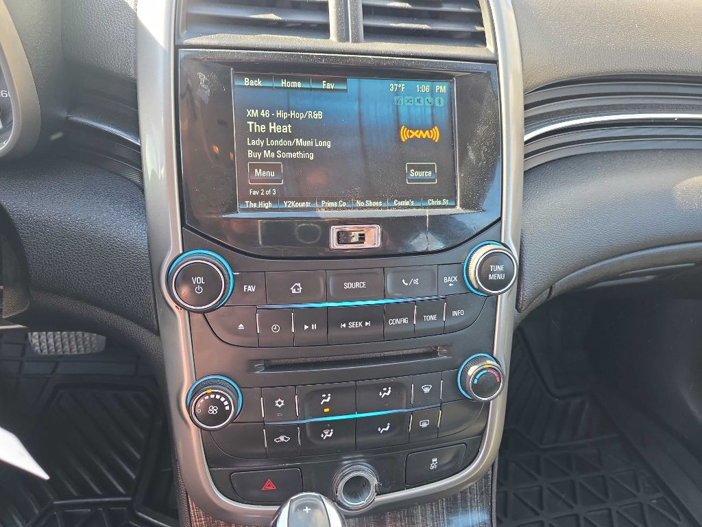 2016 Chevrolet Malibu Image 11