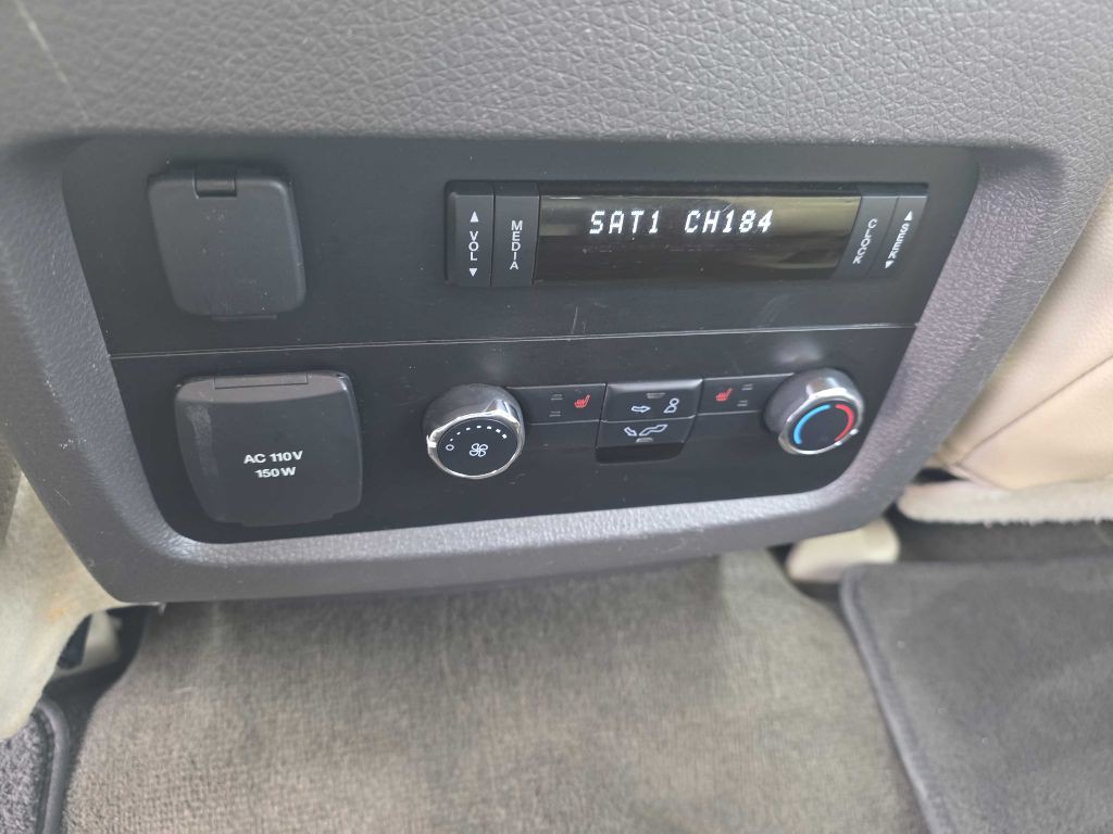 2015 Lincoln Navigator Image 11