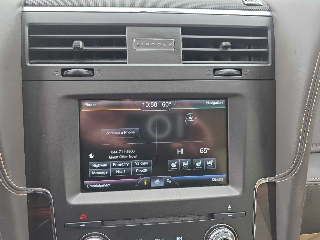 2015 Lincoln Navigator Image 15
