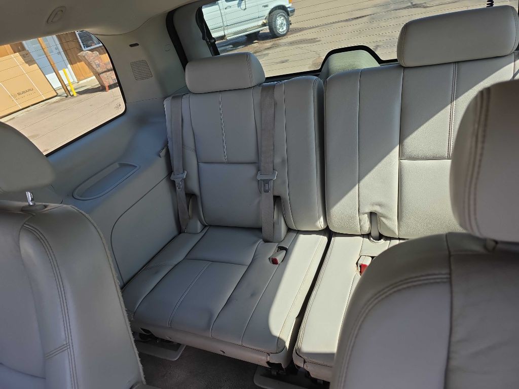 2008 GMC Yukon Image 11