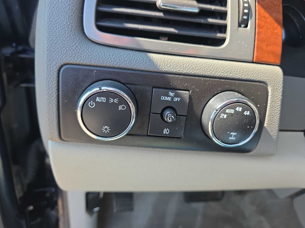 2008 GMC Yukon Image 13