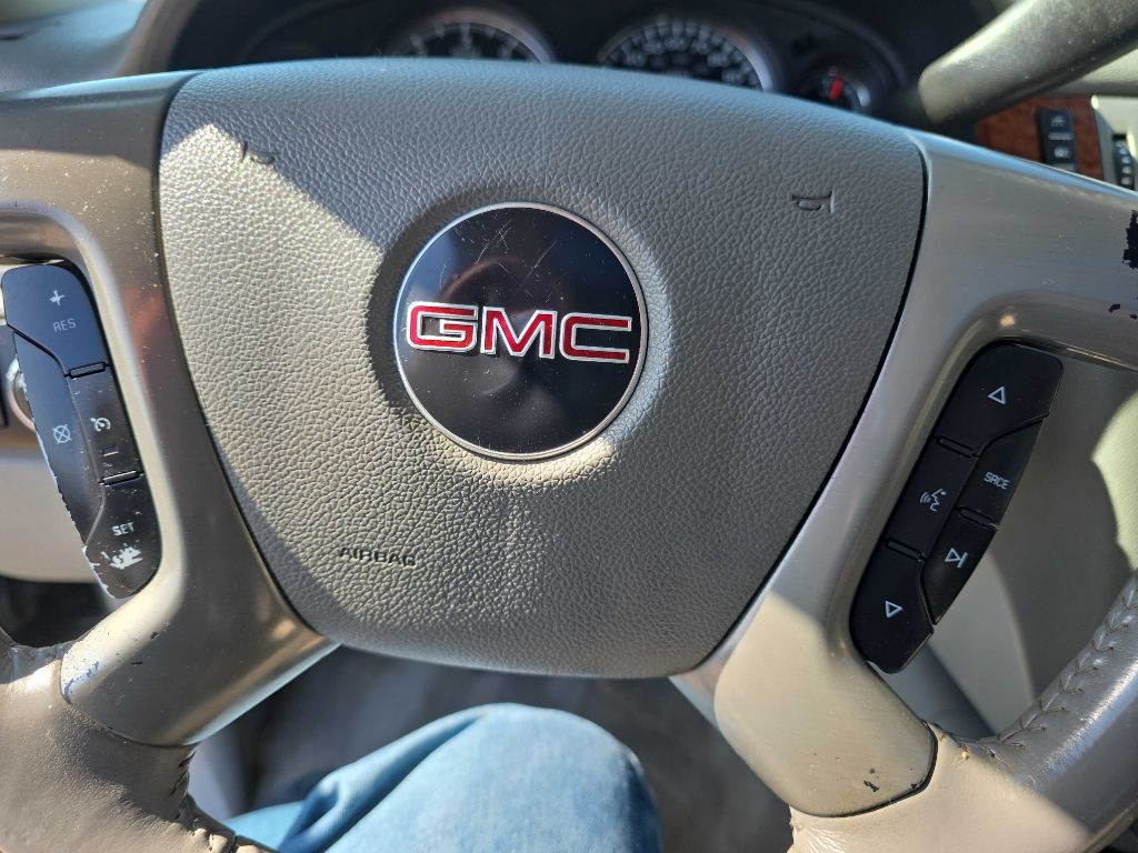 2008 GMC Yukon Image 15