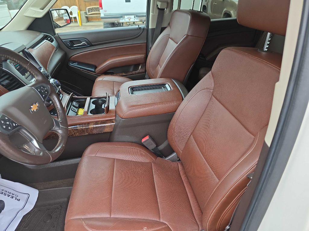 2015 Chevrolet Suburban Image 13