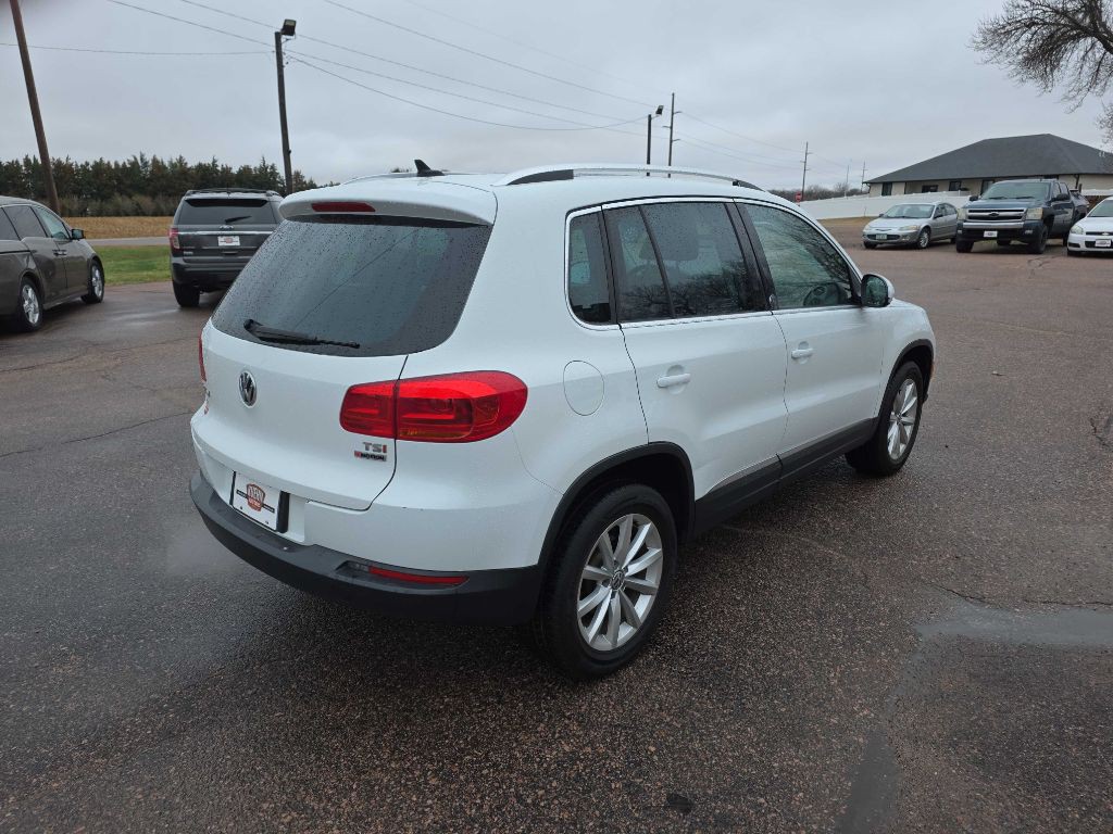 2017 Volkswagen Tiguan Image 4