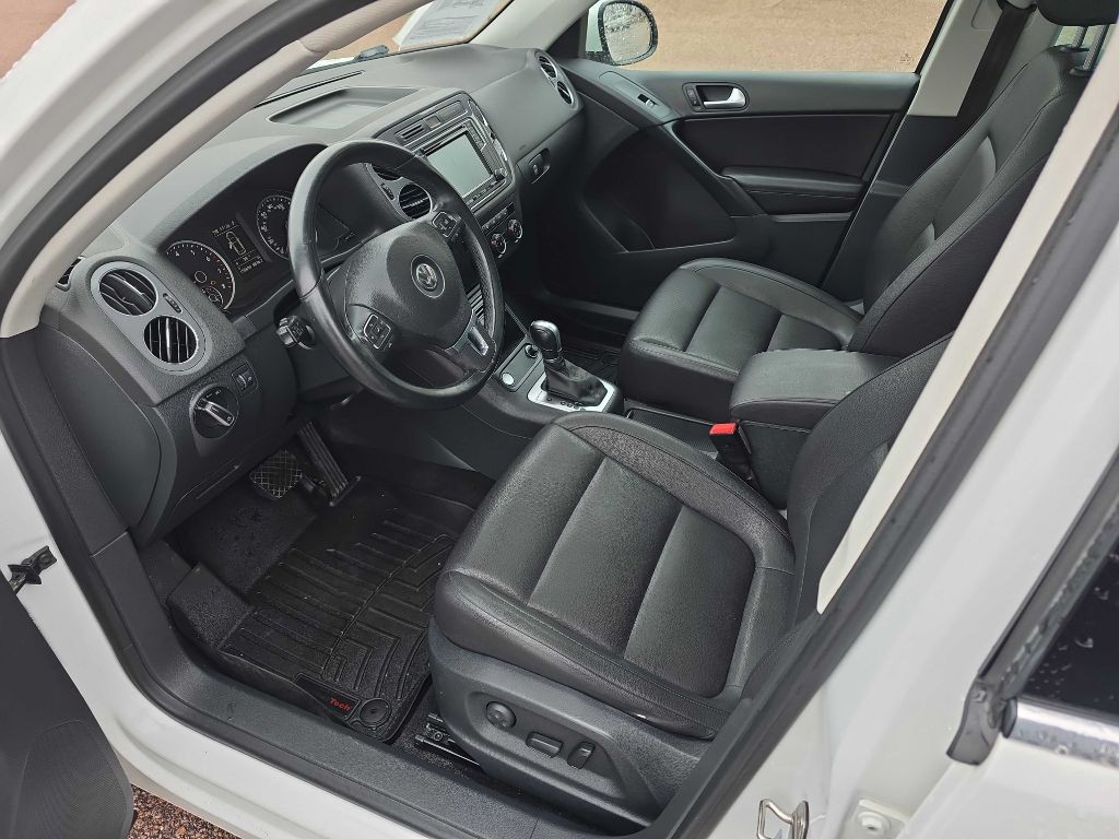 2017 Volkswagen Tiguan Image 8