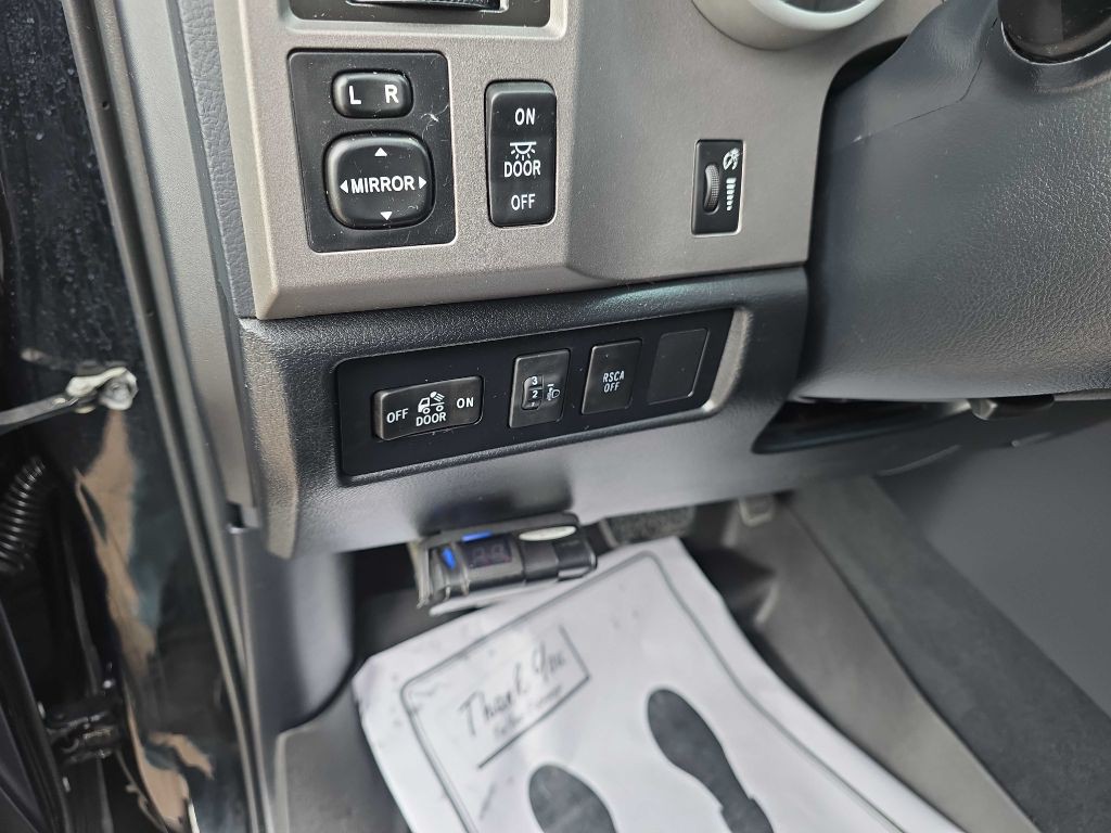 2012 Toyota Tundra Image 22