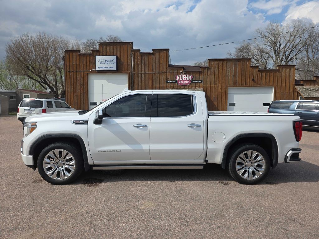 2020 GMC Sierra Image 2