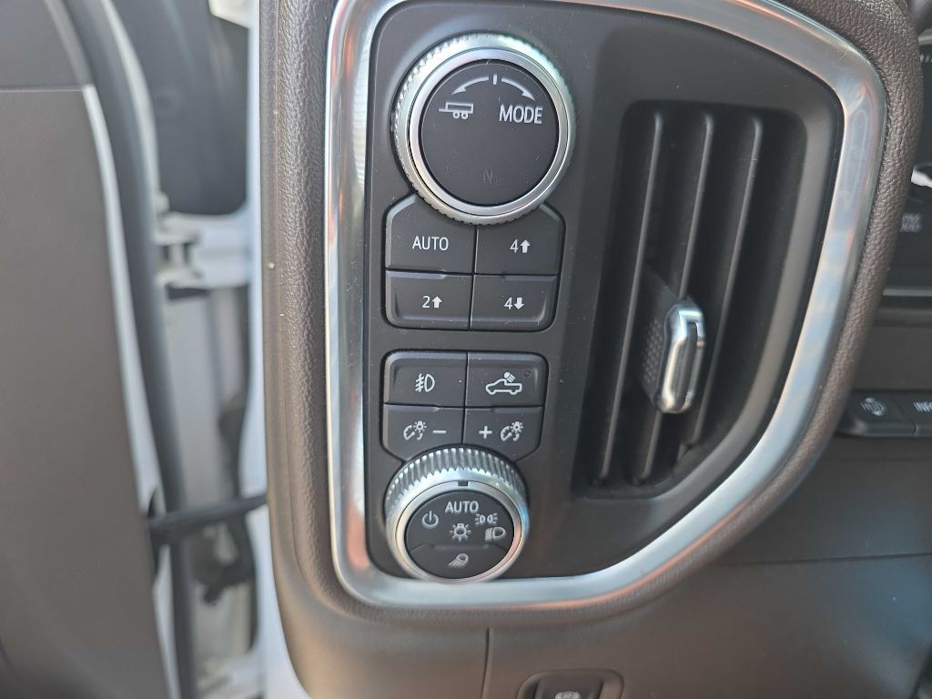 2020 GMC Sierra Image 17