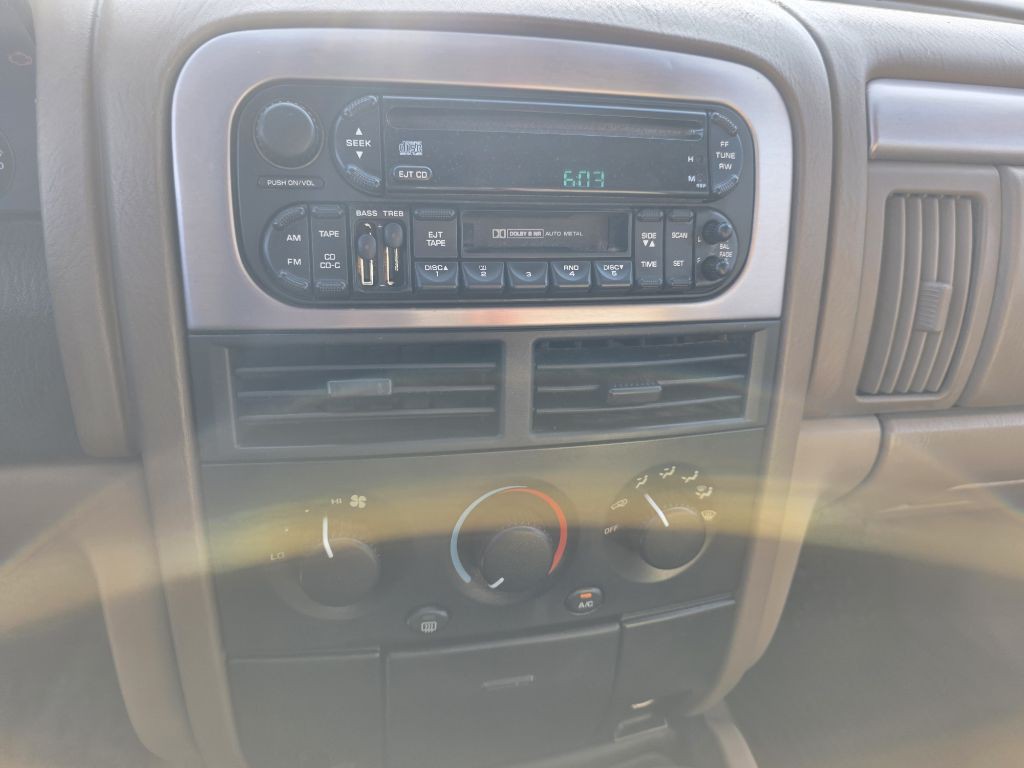 2001 Jeep Grand Cherokee Image 9